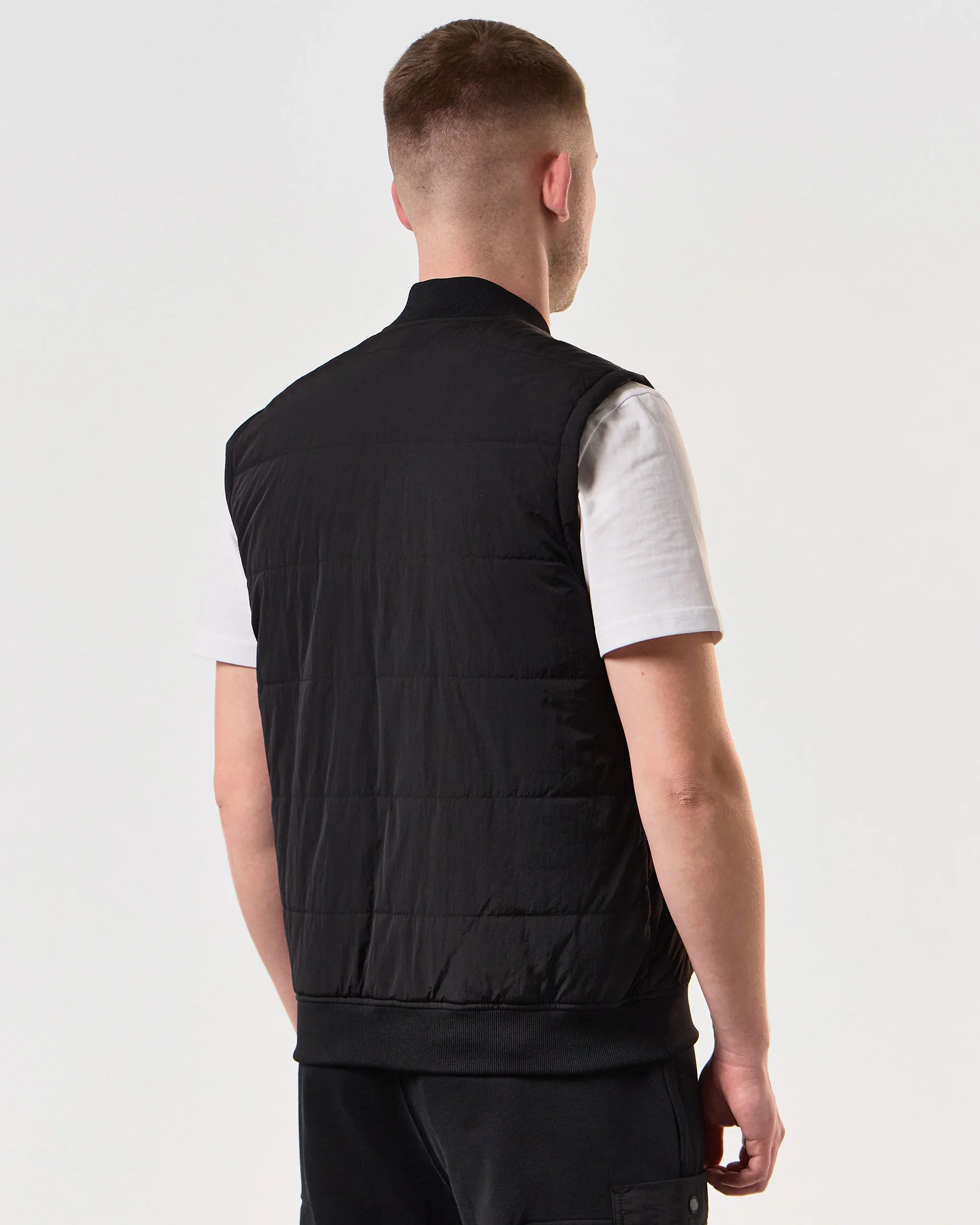 Weekend Offender Saharun Quilted Gilet Black - 630 - Image 4